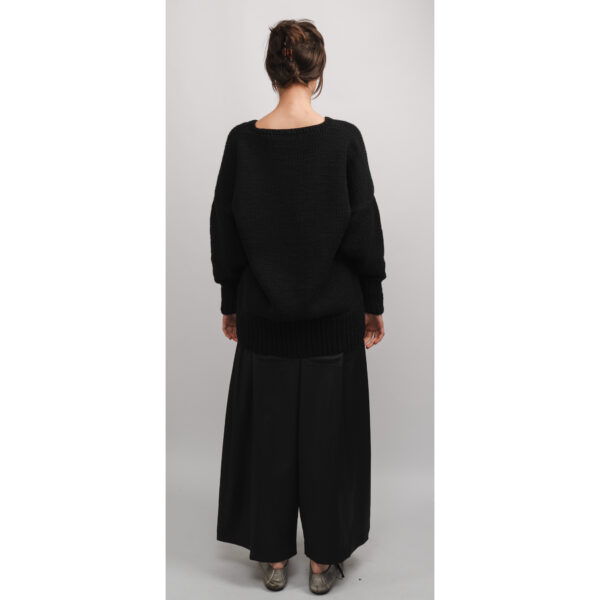 V Neck Cashmere Jumper - Image 3