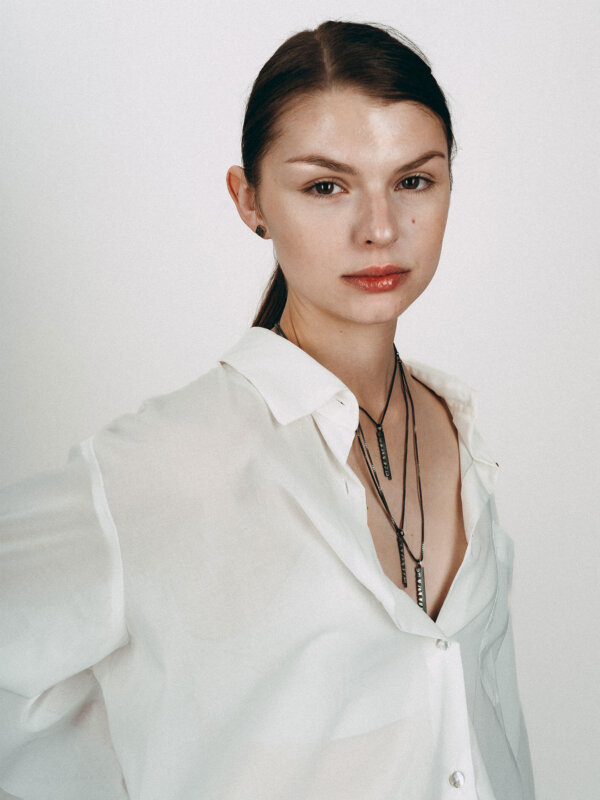 Three Pendant Necklace - Image 3
